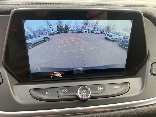 Used 2019 Chevrolet Blazer LT image 18