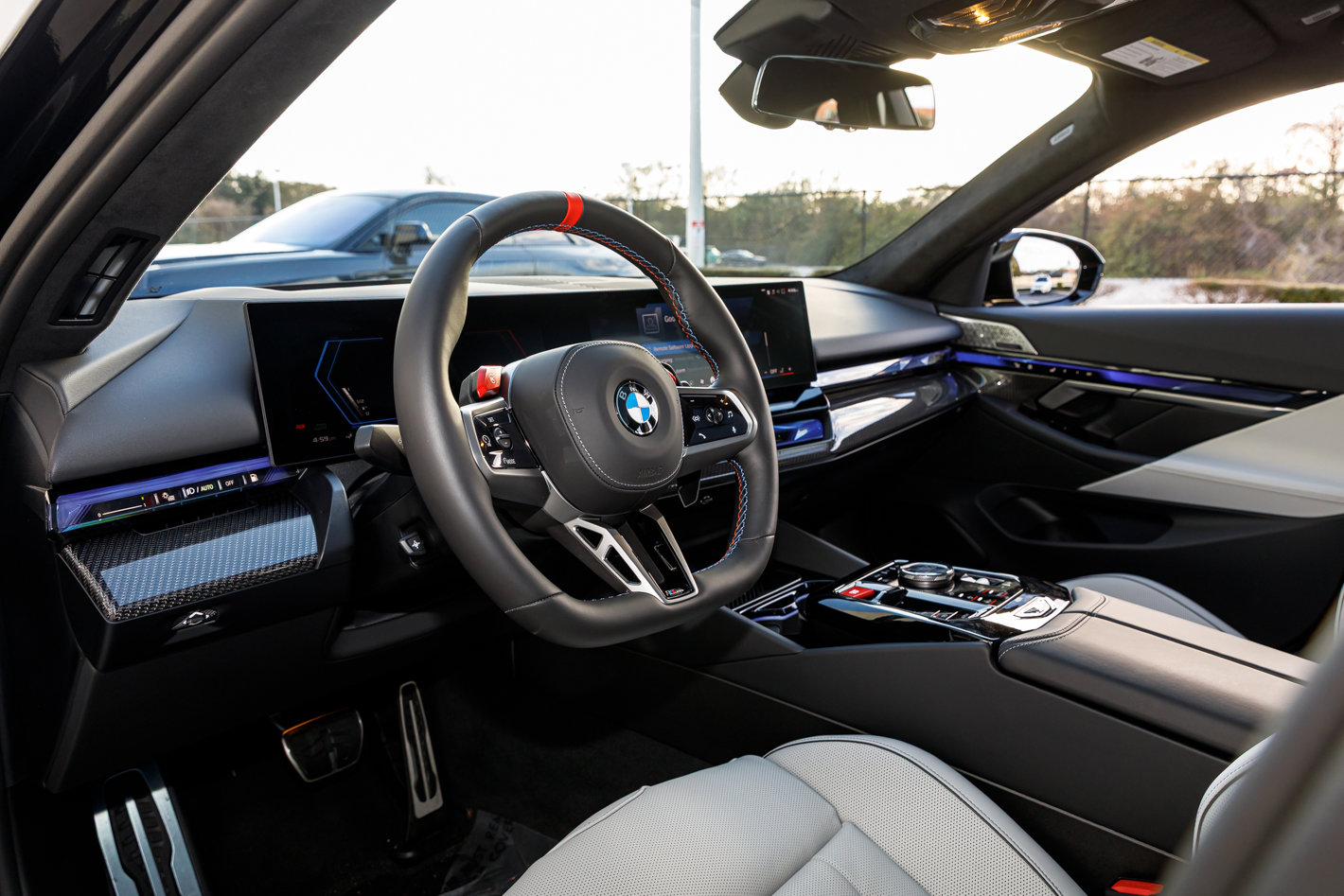 Used 2026 BMW M5 Touring image 24