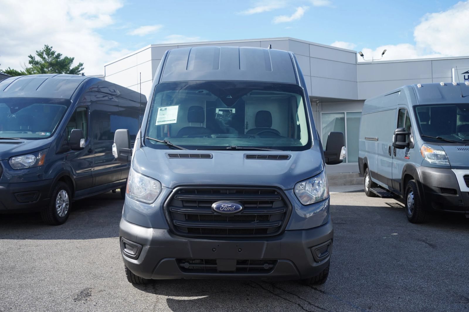Used 2020 Ford Transit 250 148 High Roof Extended RWD image 9