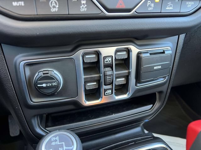 New 2026 Jeep Gladiator Mojave AWD/4WD image 19