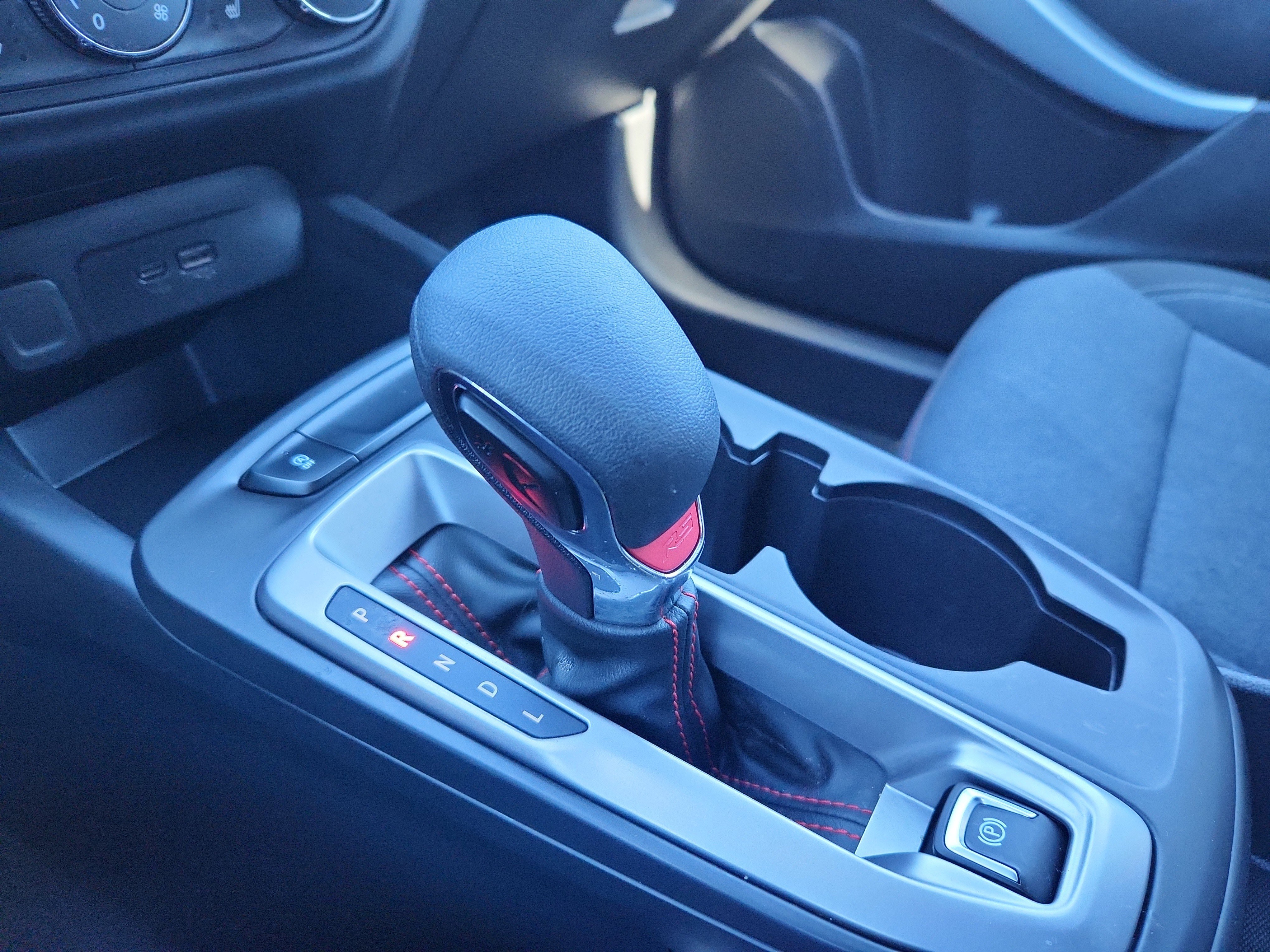 Used 2024 Chevrolet Trax RS image 22