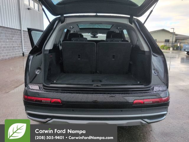 Used 2023 Audi Q7 3.0T Premium Plus w/ Premium Plus Package AWD/4WD image 27