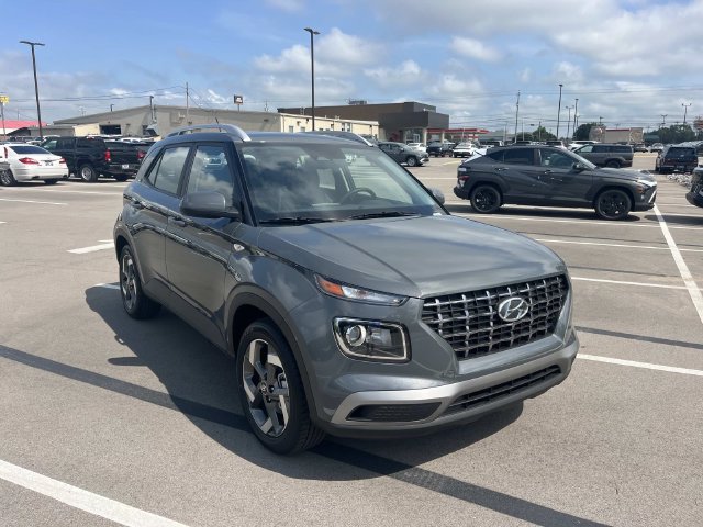 New 2026 Hyundai Venue SEL FWD image 7
