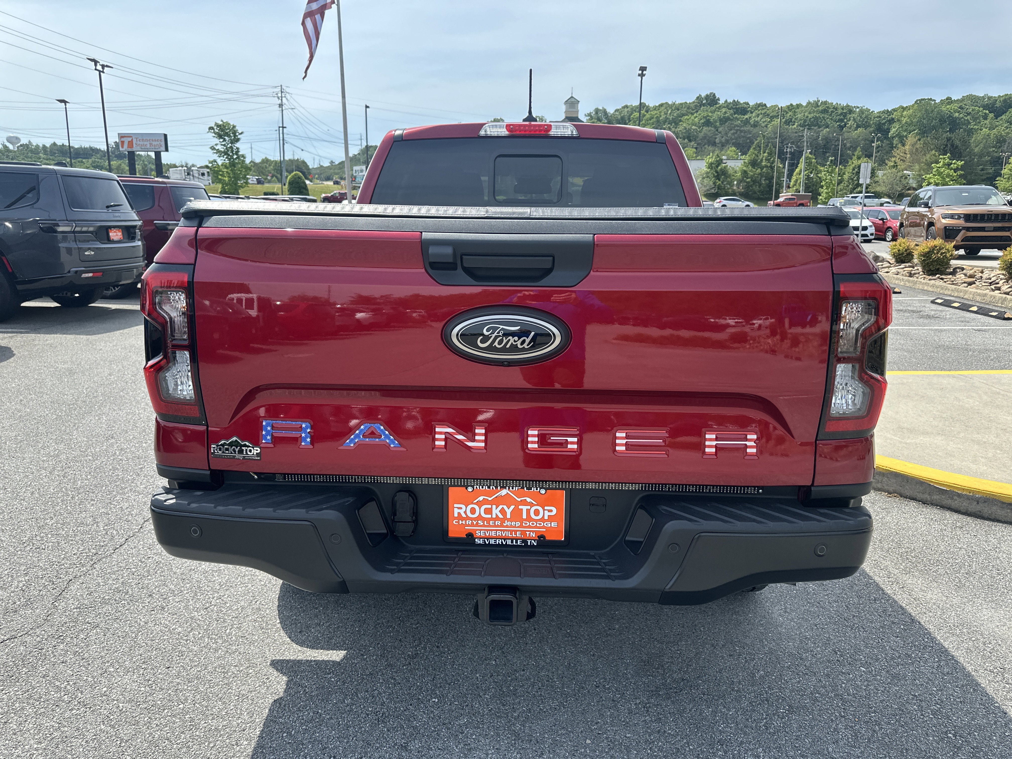 Used 2025 Ford Ranger Lariat w/ FX4 Off-Road Package AWD/4WD image 8