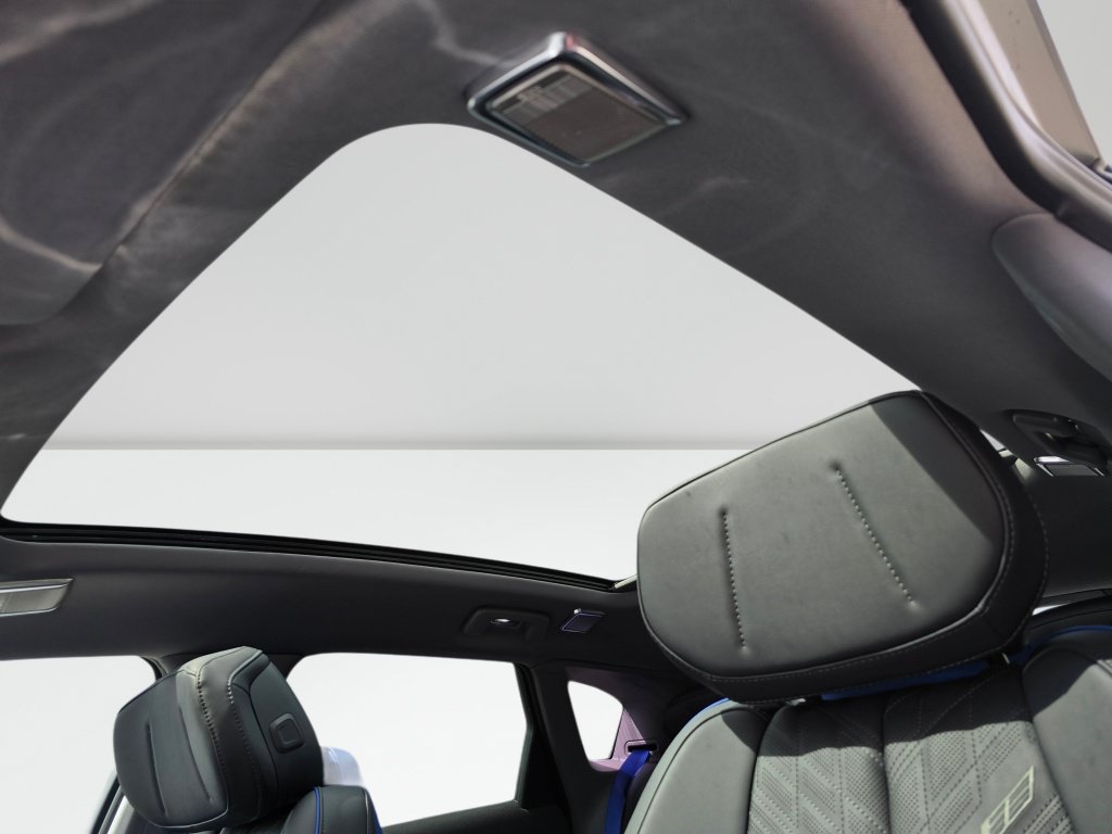 New 2026 Cadillac Optiq V w/ Magnus Launch Edition AWD/4WD image 36