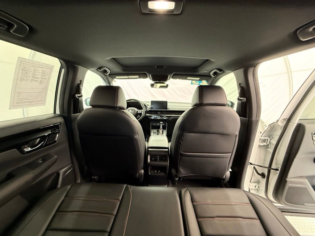 Used 2025 Honda CR-V Sport Touring image 32