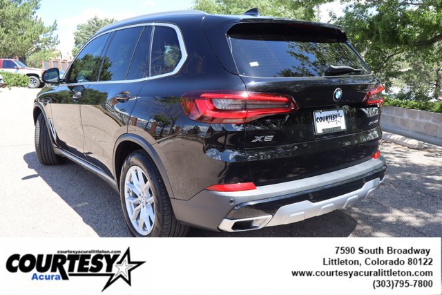 Used 2020 BMW X5 xDrive40i w/ Convenience Package AWD/4WD image 4