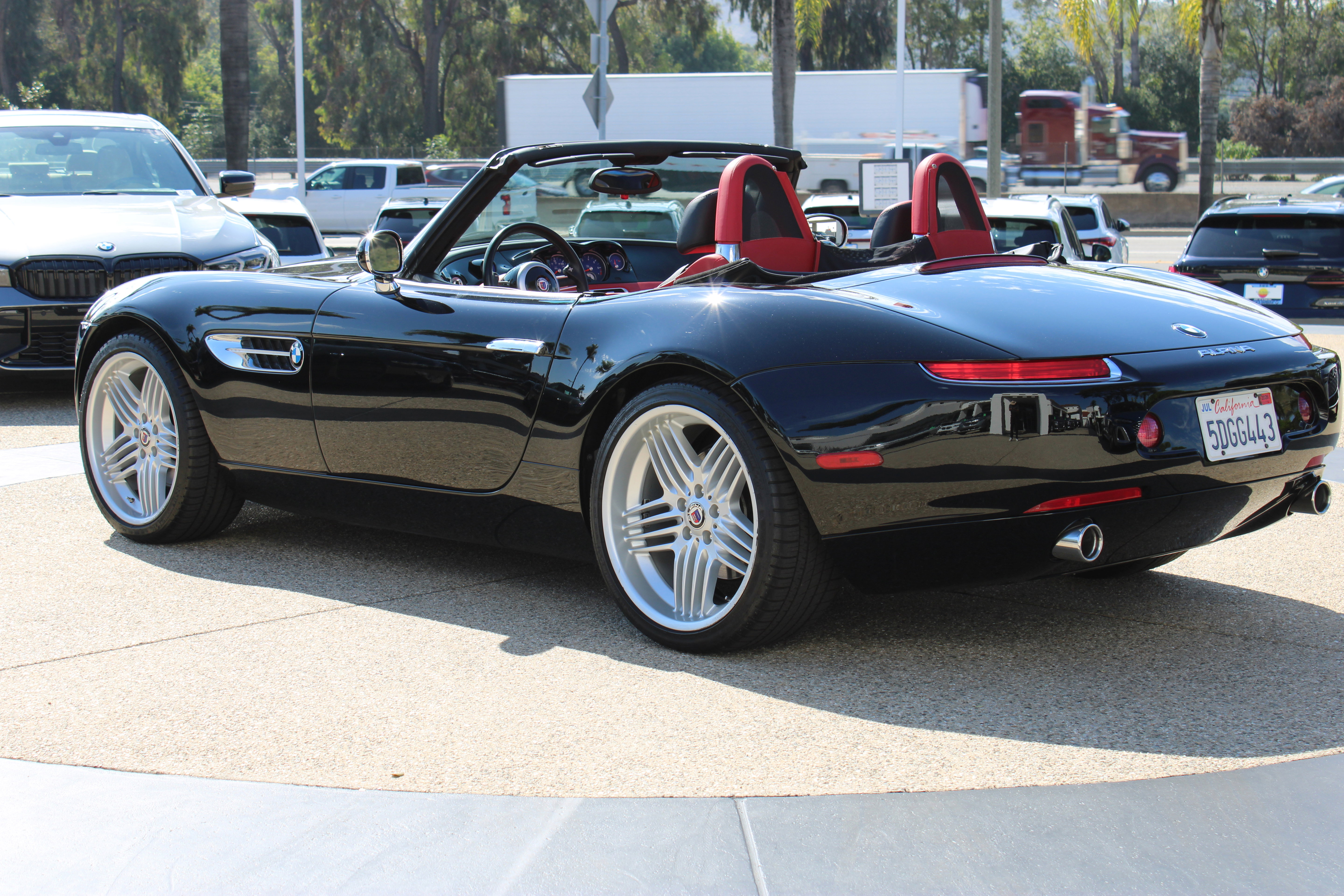 Used 2003 BMW Z8 image 3