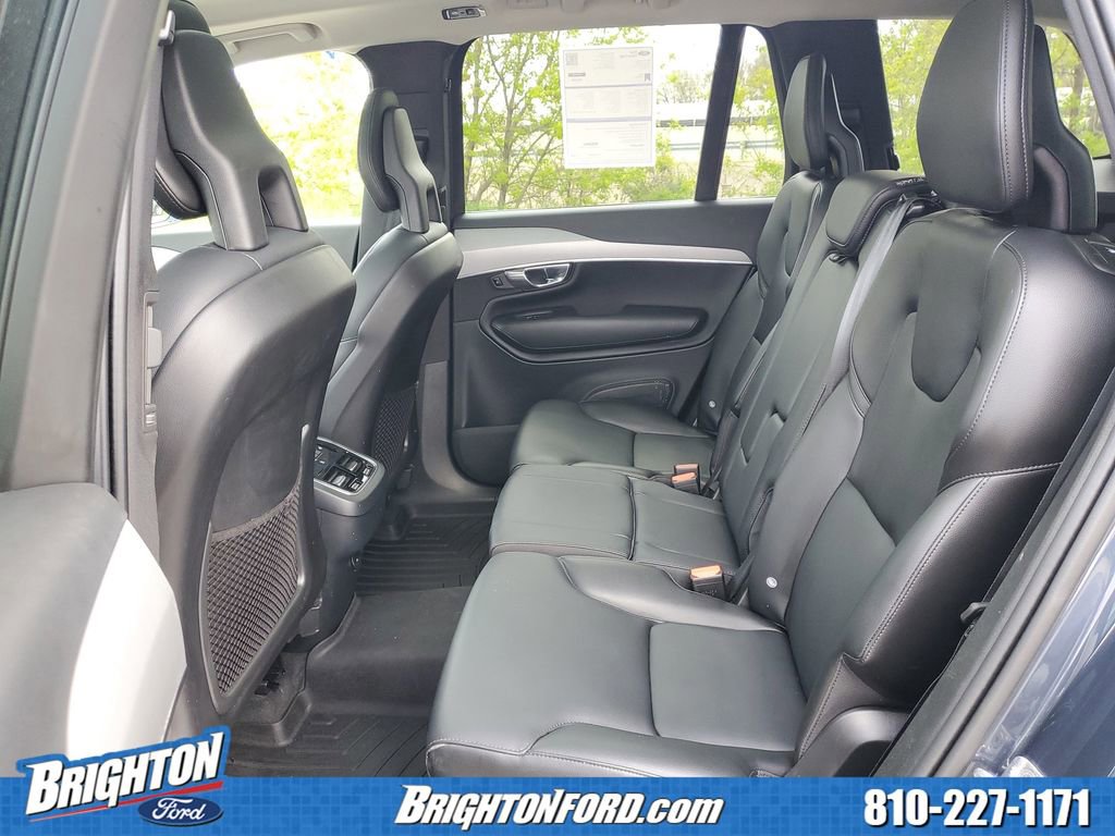 Used 2022 Volvo XC90 T5 Momentum w/ Climate Package AWD/4WD image 13
