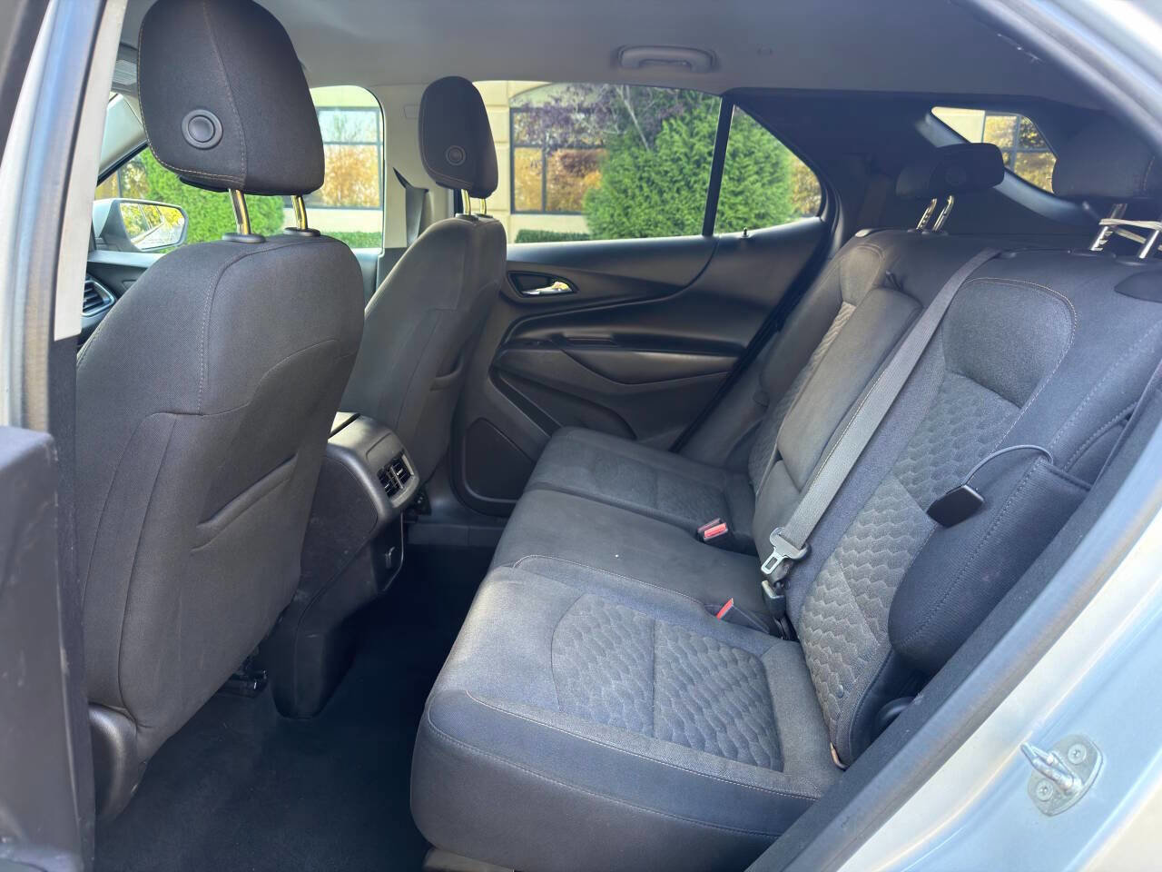 Used 2018 Chevrolet Equinox LT image 23