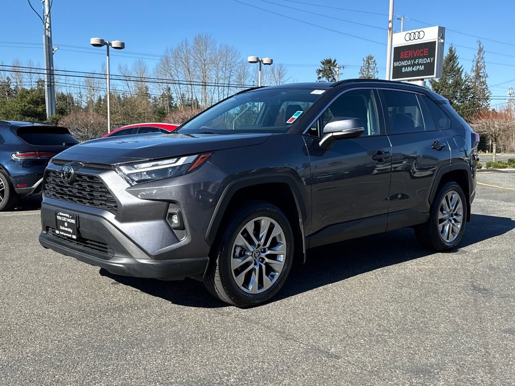 Used 2024 Toyota RAV4 XLE Premium image 3