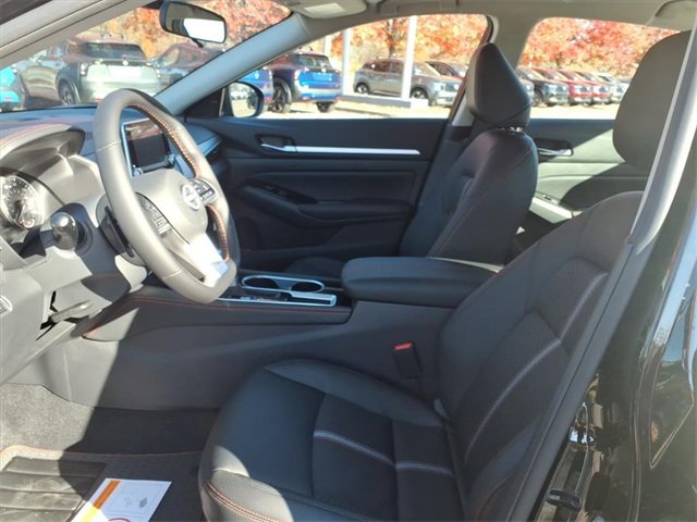 New 2025 Nissan Altima 2.5 SR image 5
