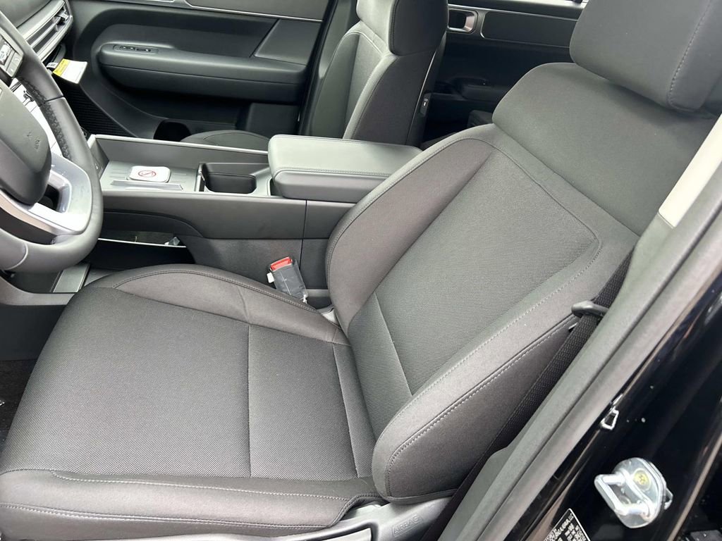 New 2026 Hyundai Santa Fe SE image 14