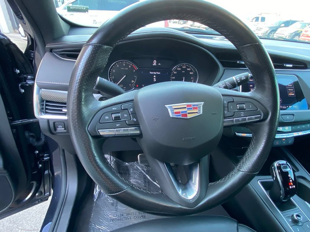 Used 2023 Cadillac XT4 Sport w/ Cold Weather Package FWD image 13
