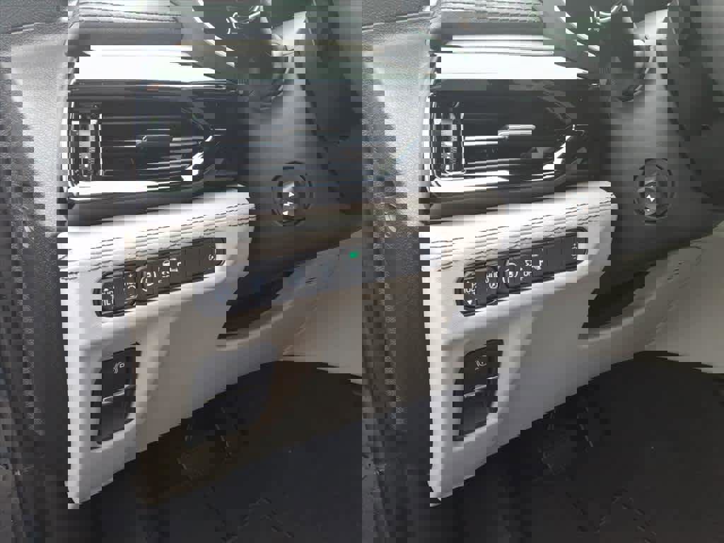 Used 2025 Acura MDX w/Advance Package image 24