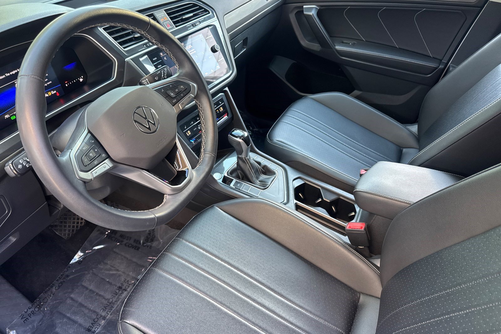 Used 2024 Volkswagen Tiguan SE FWD image 4