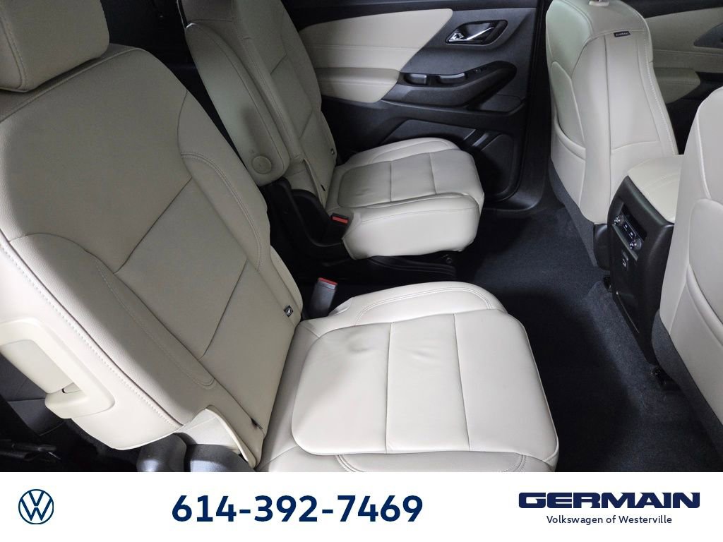 Used 2022 Chevrolet Traverse LT w/ LPO, Cargo Package image 17