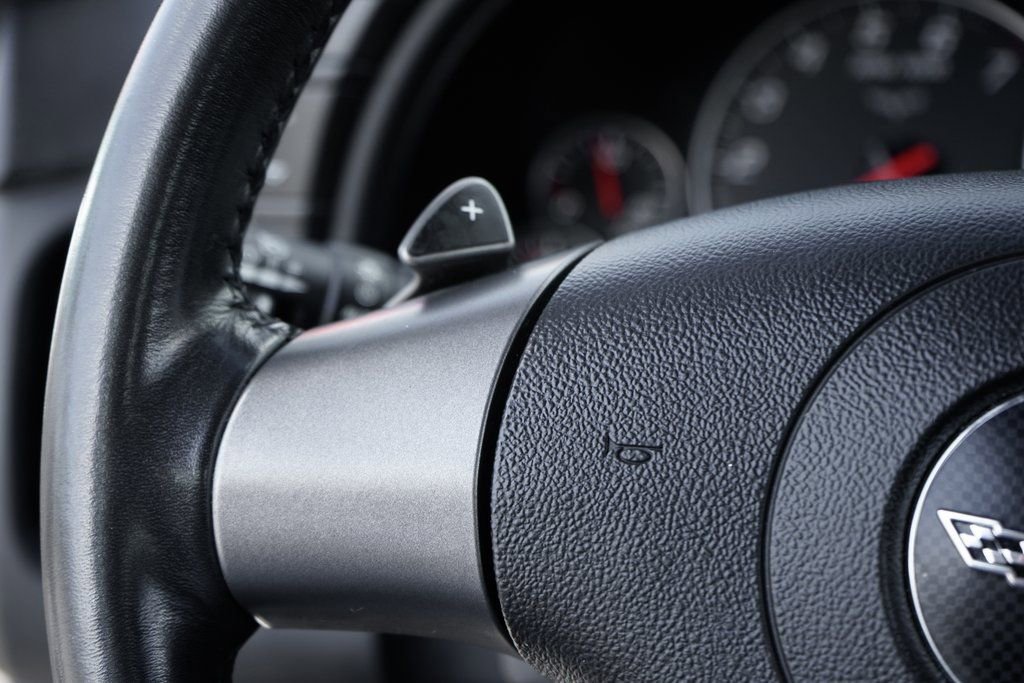 Used 2006 Chevrolet Corvette Coupe w/ Preferred Equipment Group image 25