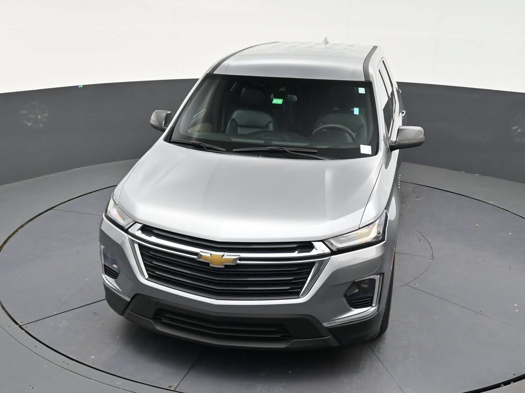 Used 2023 Chevrolet Traverse LS FWD image 18