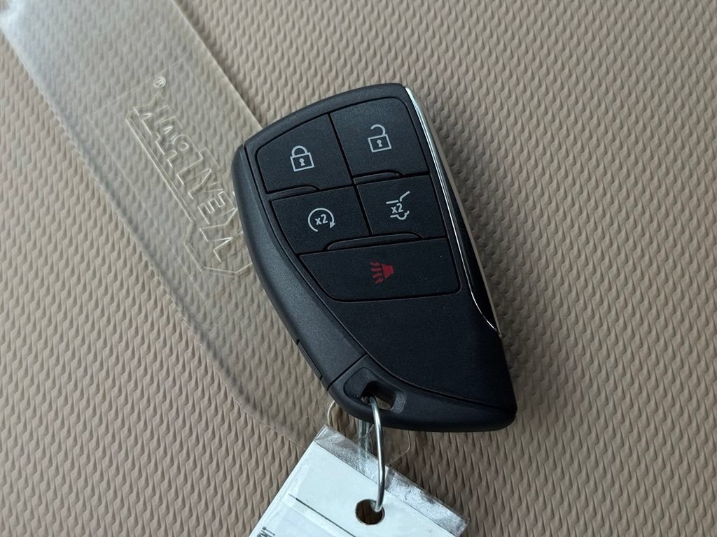 New 2027 Chevrolet Equinox ACTIV w/ Convenience Package III FWD image 37
