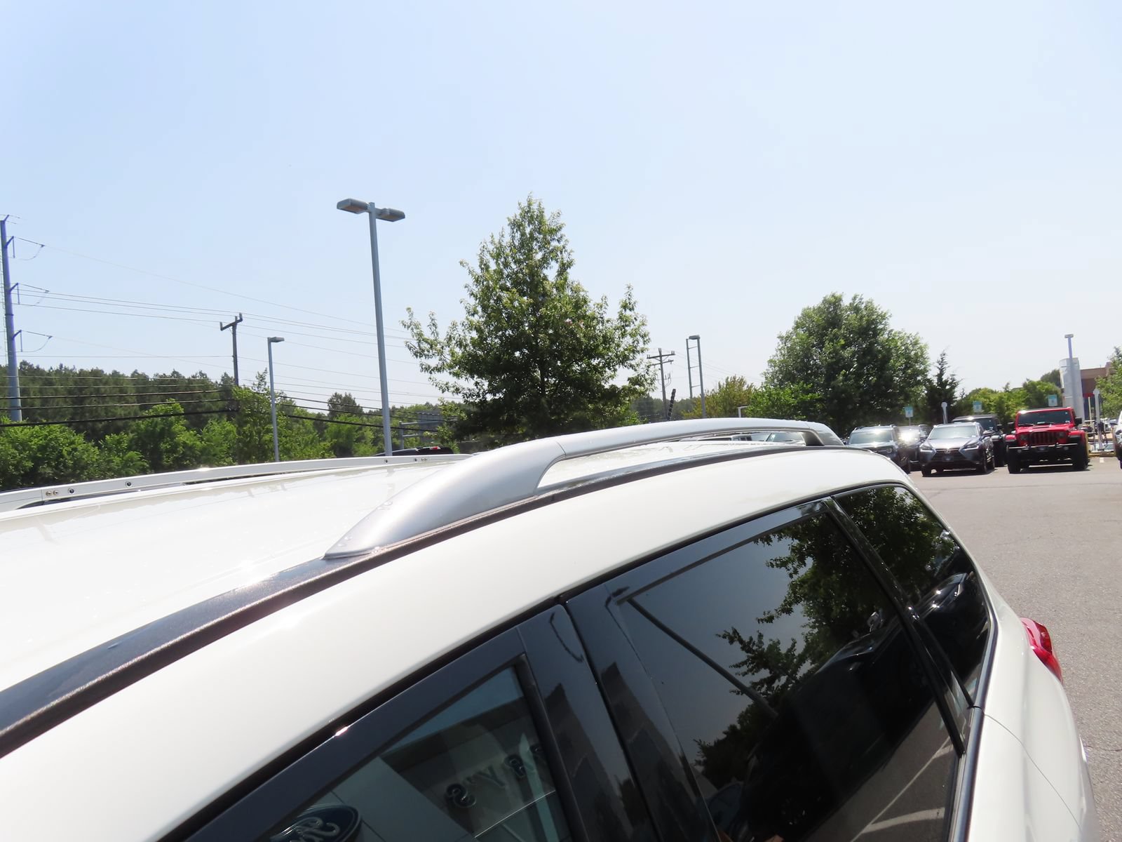 Used 2018 Nissan Pathfinder SV AWD/4WD image 11