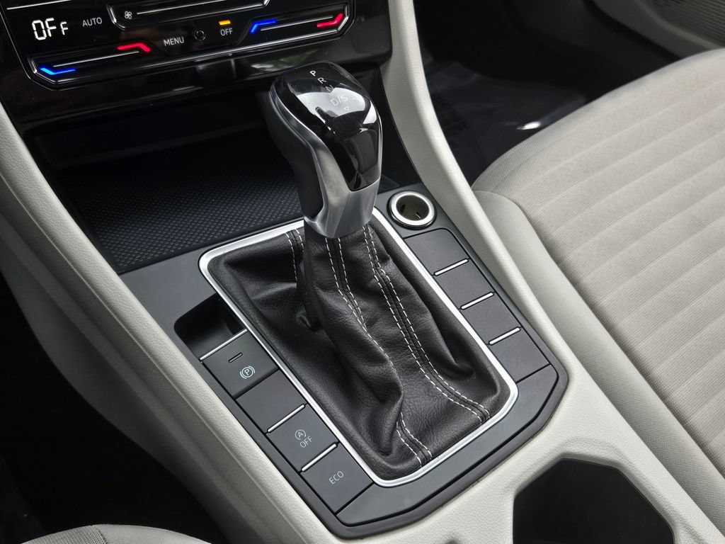 Used 2025 Volkswagen Jetta S FWD image 17