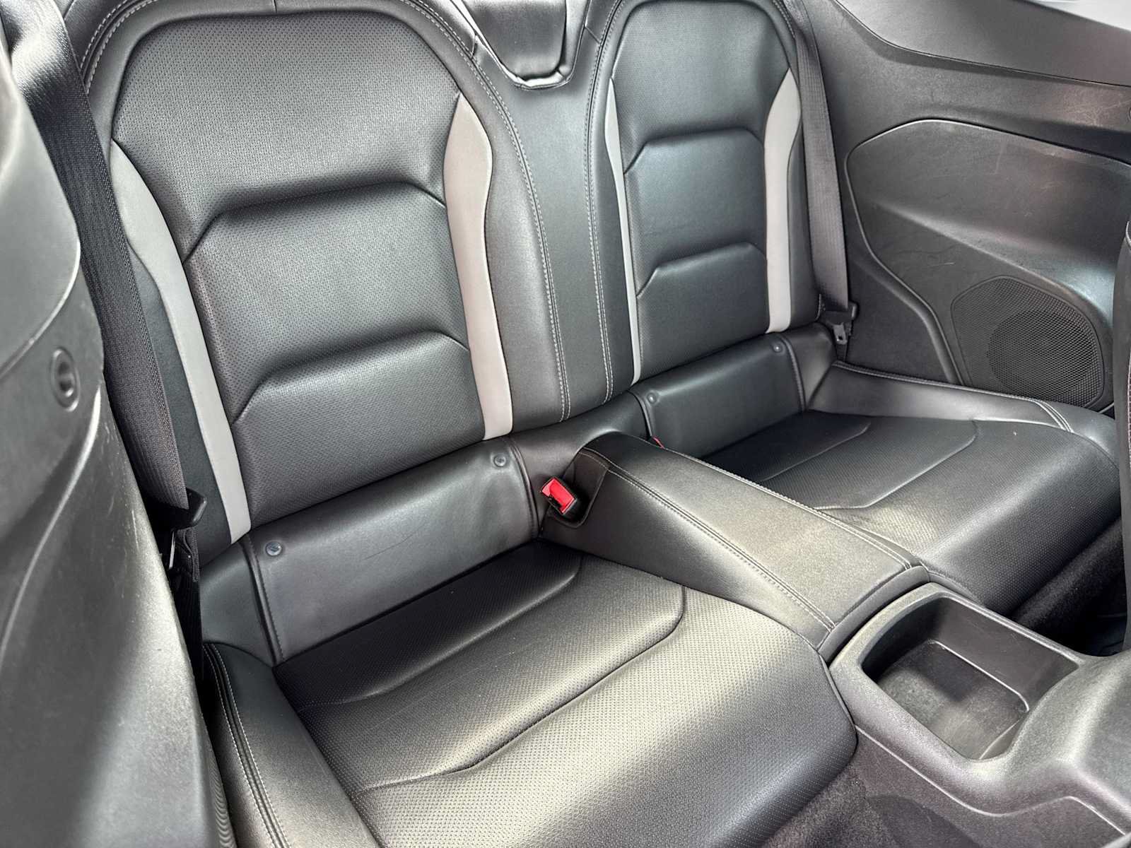 Used 2019 Chevrolet Camaro SS RWD image 18