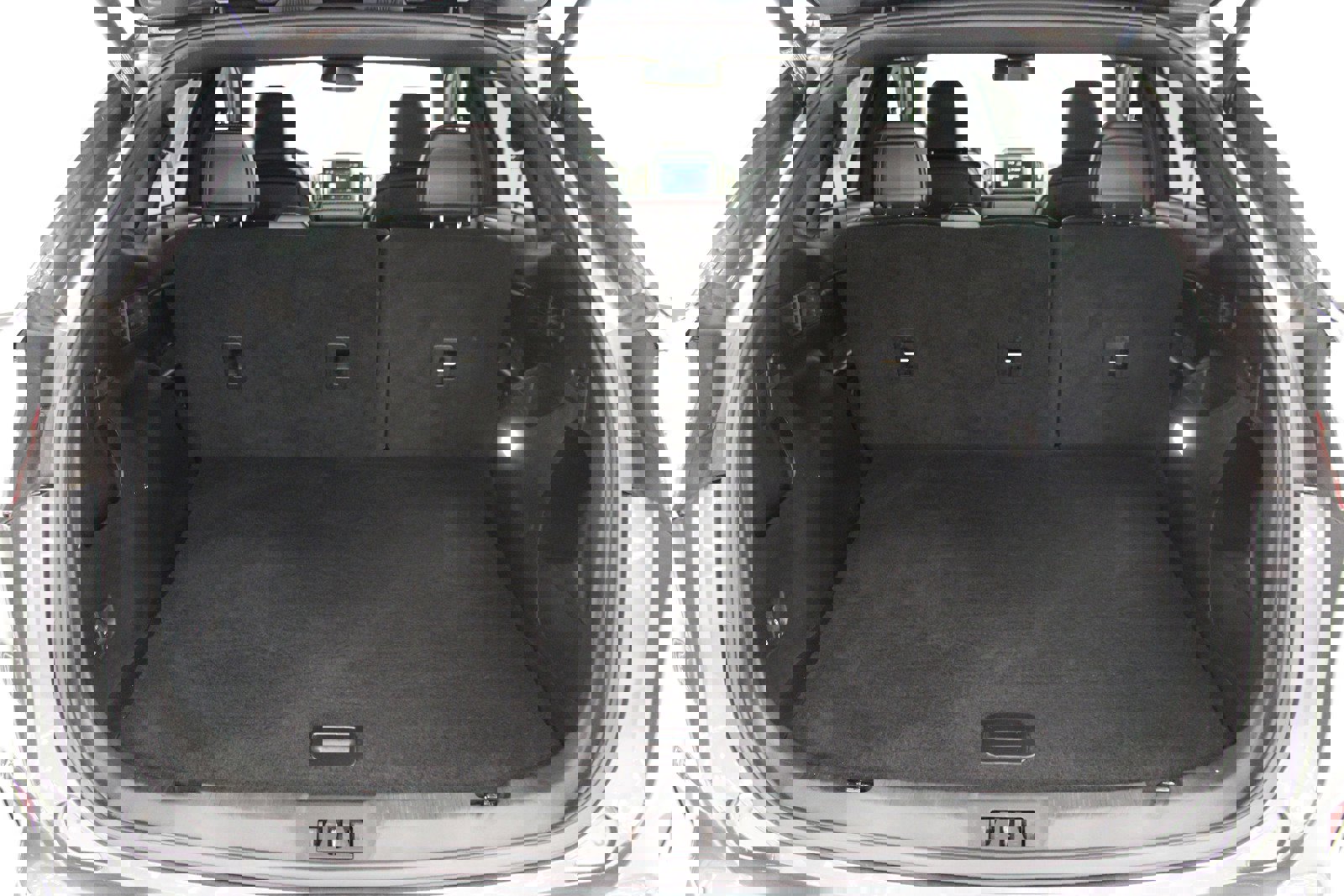 Used 2022 Ford Edge ST-Line image 8