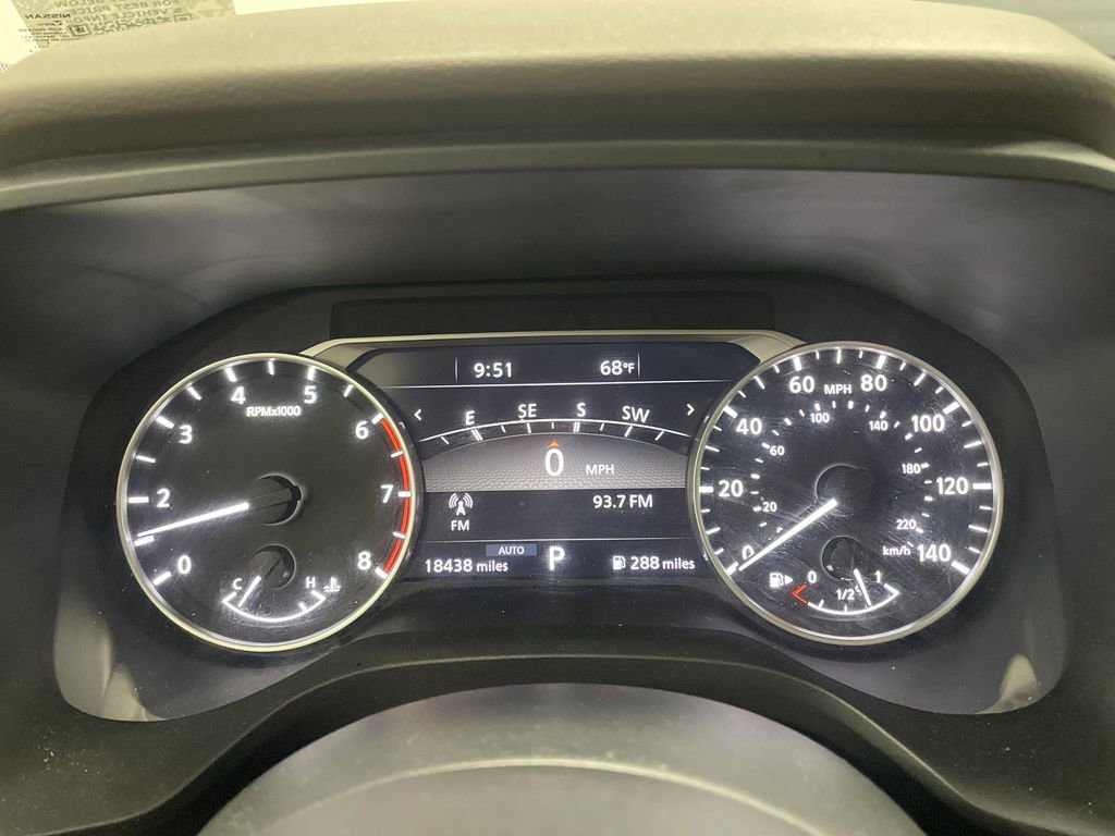 Used 2023 Nissan Rogue SL w/ SL Premium Package image 19