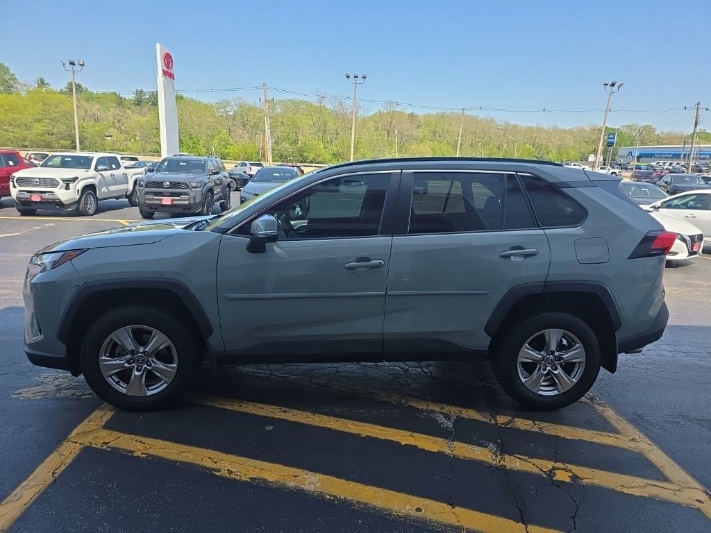 Used 2023 Toyota RAV4 XLE image 8