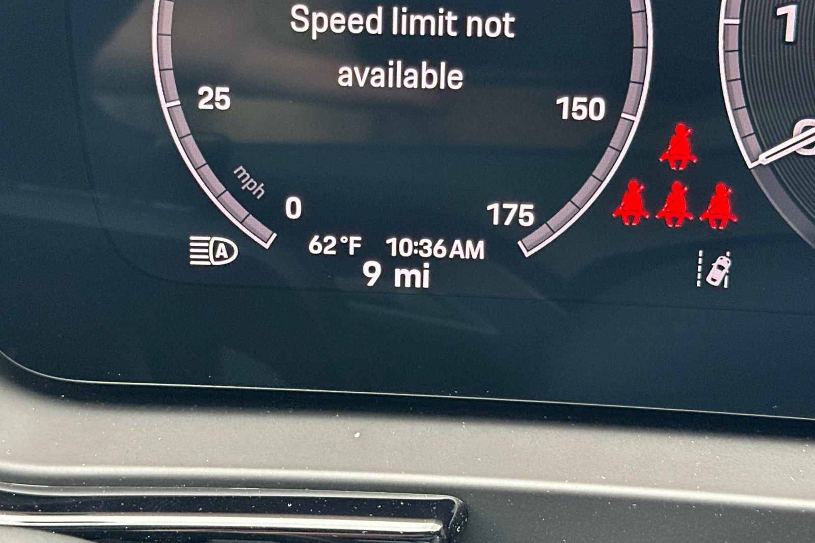 New 2026 Porsche Cayenne Coupe image 34