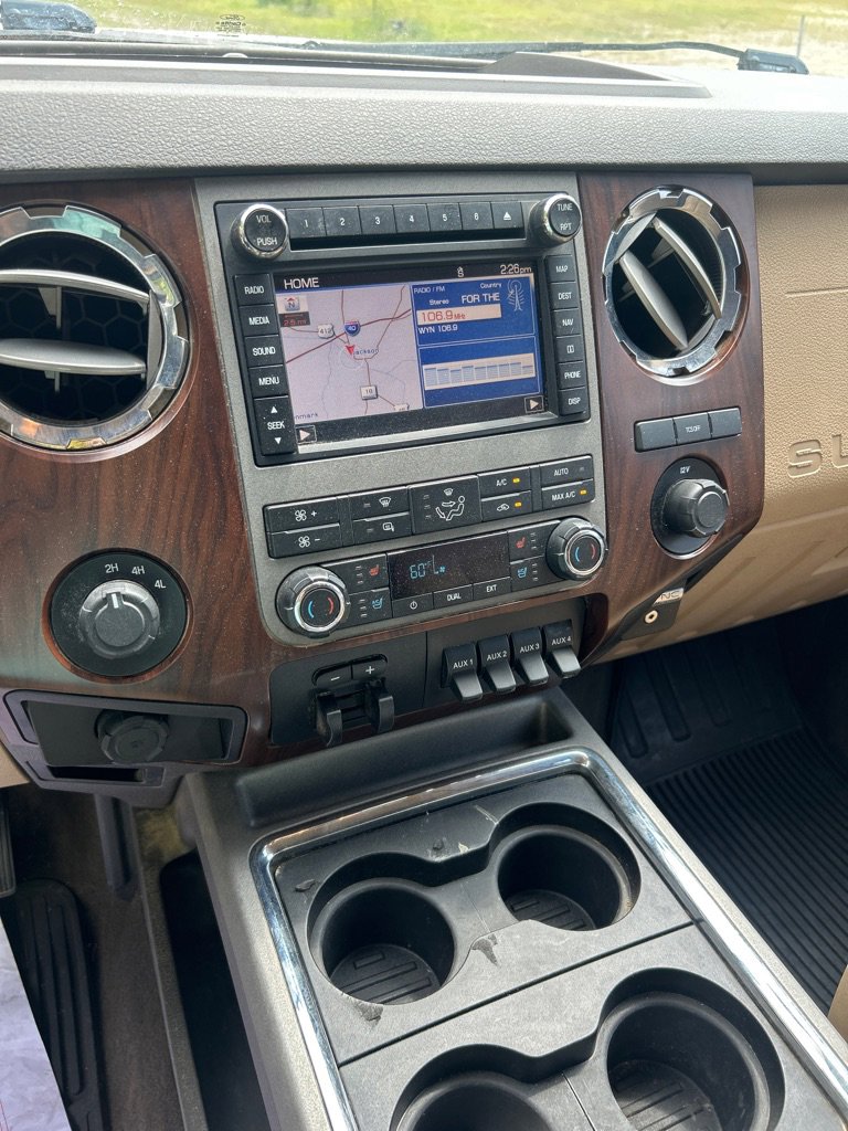 Used 2011 Ford F450 Lariat w/ Lariat Ultimate Pkg AWD/4WD image 11