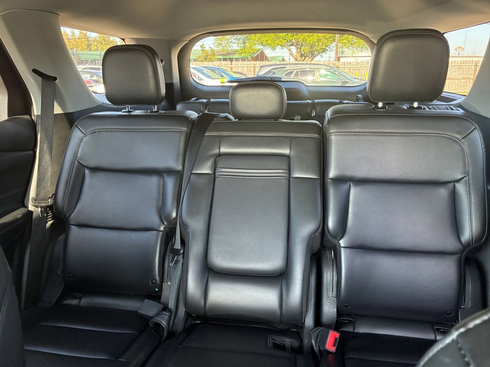 Used 2024 Ford Explorer XLT w/ Equipment Group 202A image 36