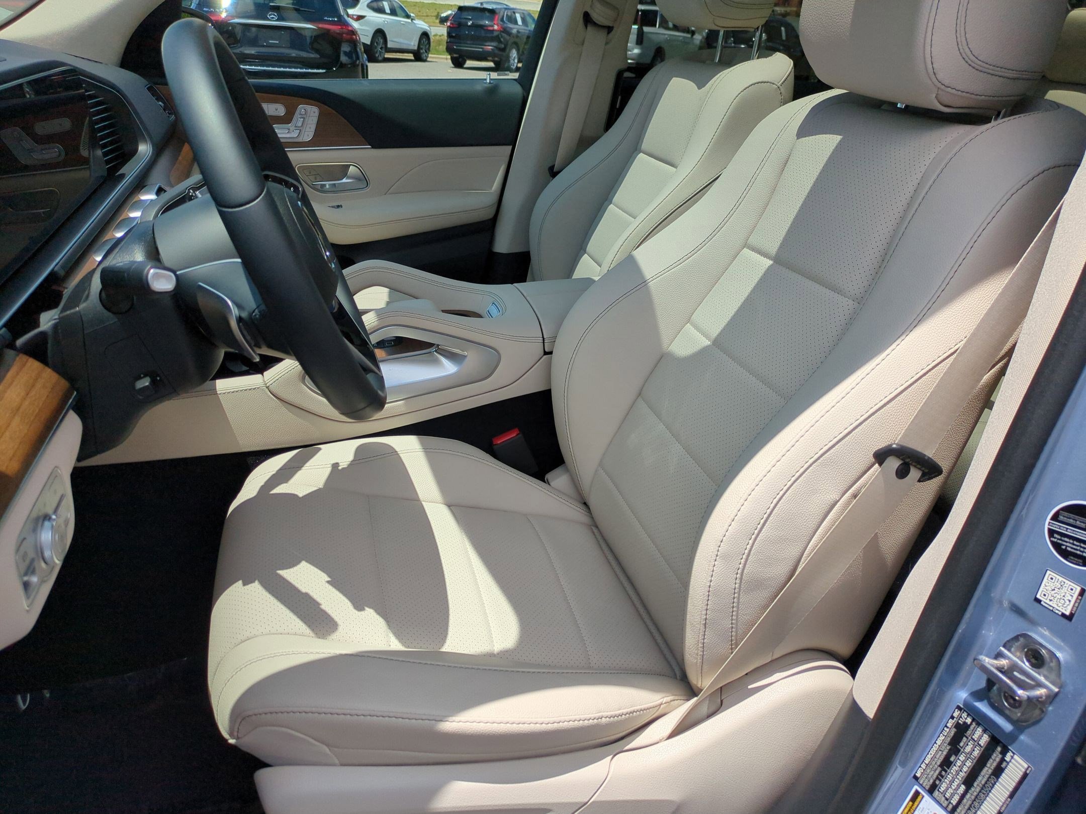 Certified 2025 Mercedes-Benz GLE 450e 4MATIC image 15