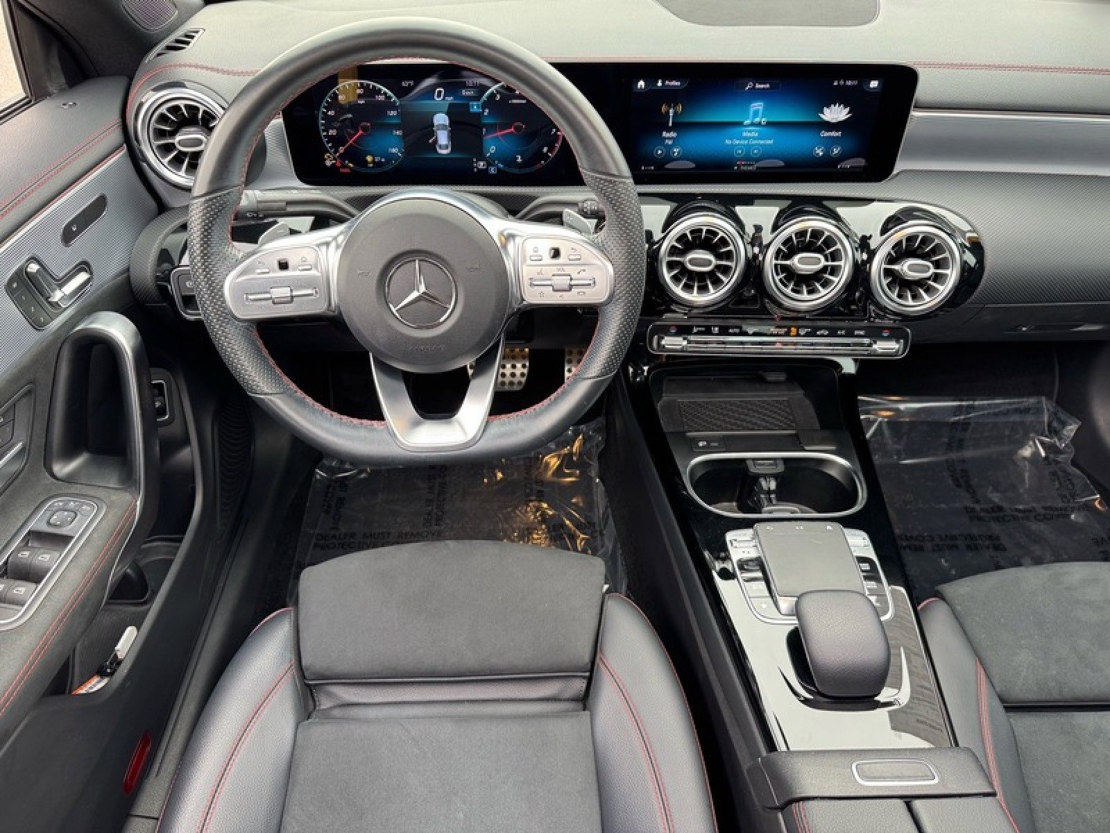 Certified 2020 Mercedes-Benz CLA 250 w/ AMG Line image 17