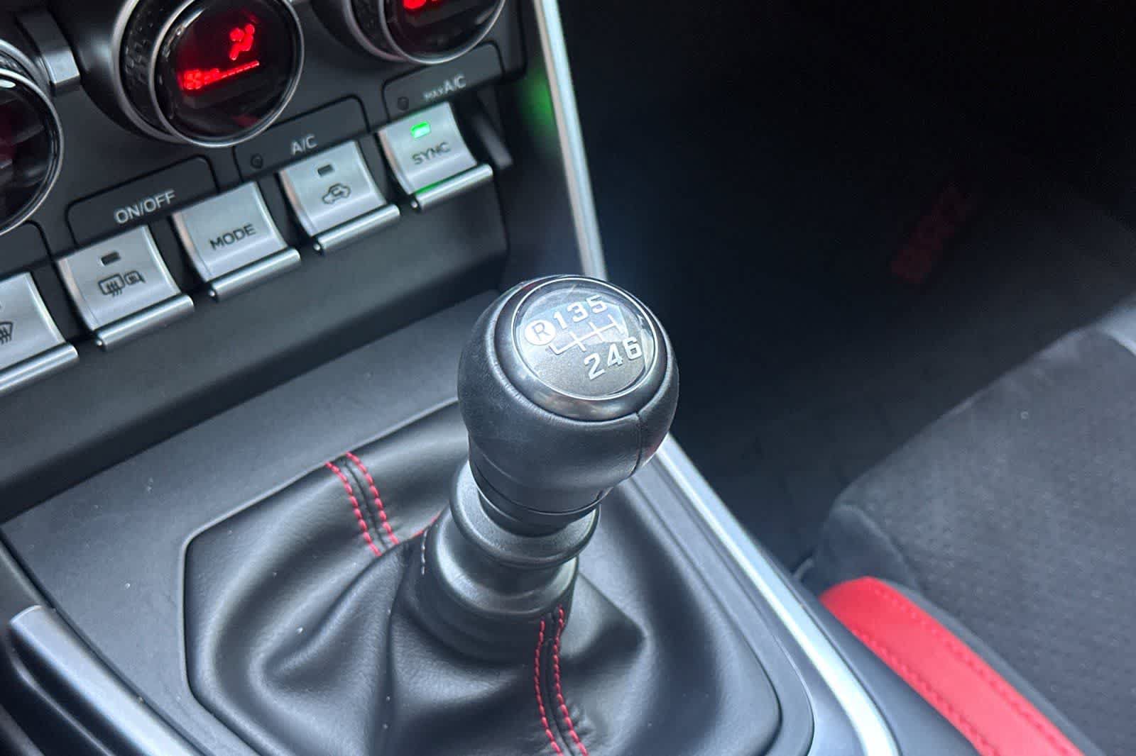 Used 2025 Subaru BRZ Limited RWD image 21