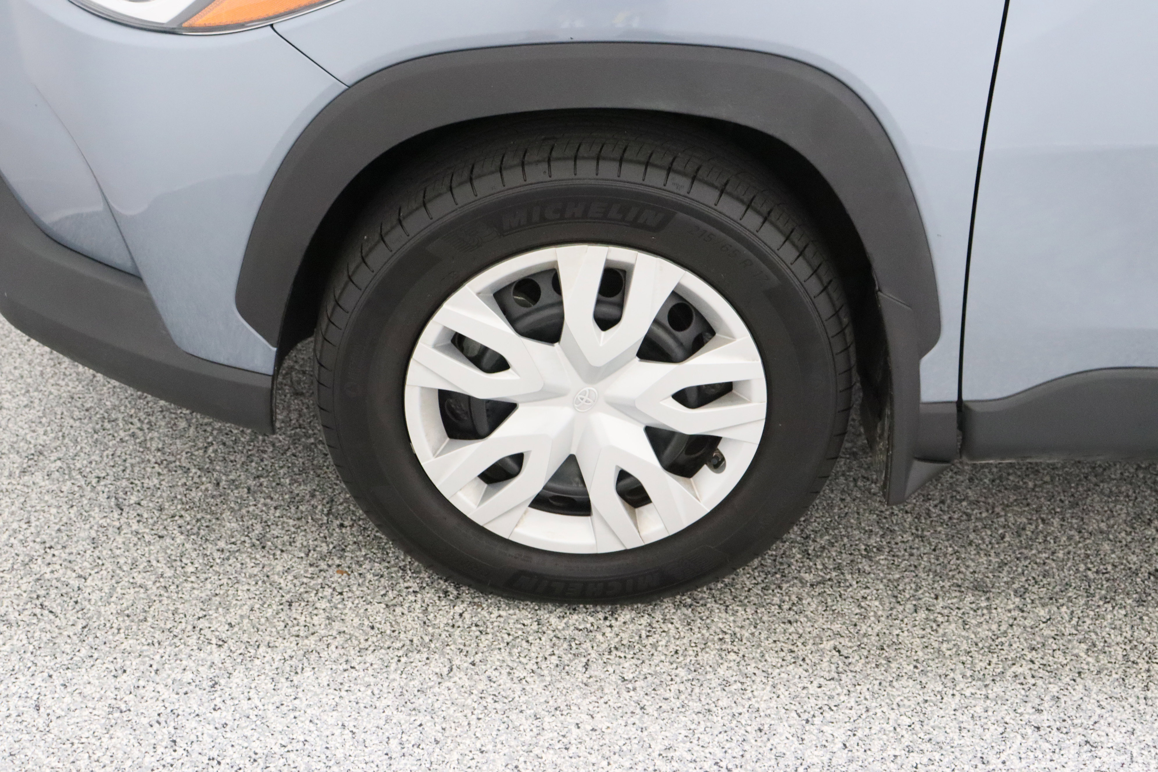 Certified 2023 Toyota Corolla Cross L image 11