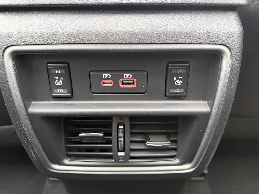 Certified 2024 Nissan Murano Platinum w/ Cargo Package image 13