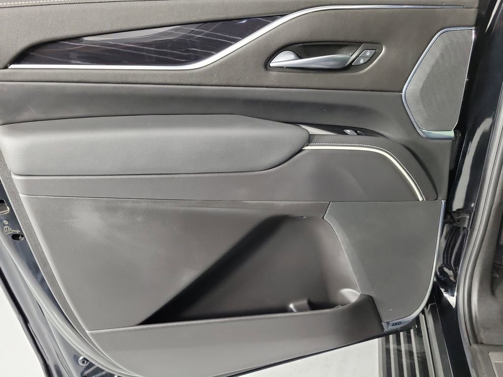 Used 2023 Cadillac Escalade ESV Sport w/ LPO, ONYX Package image 15