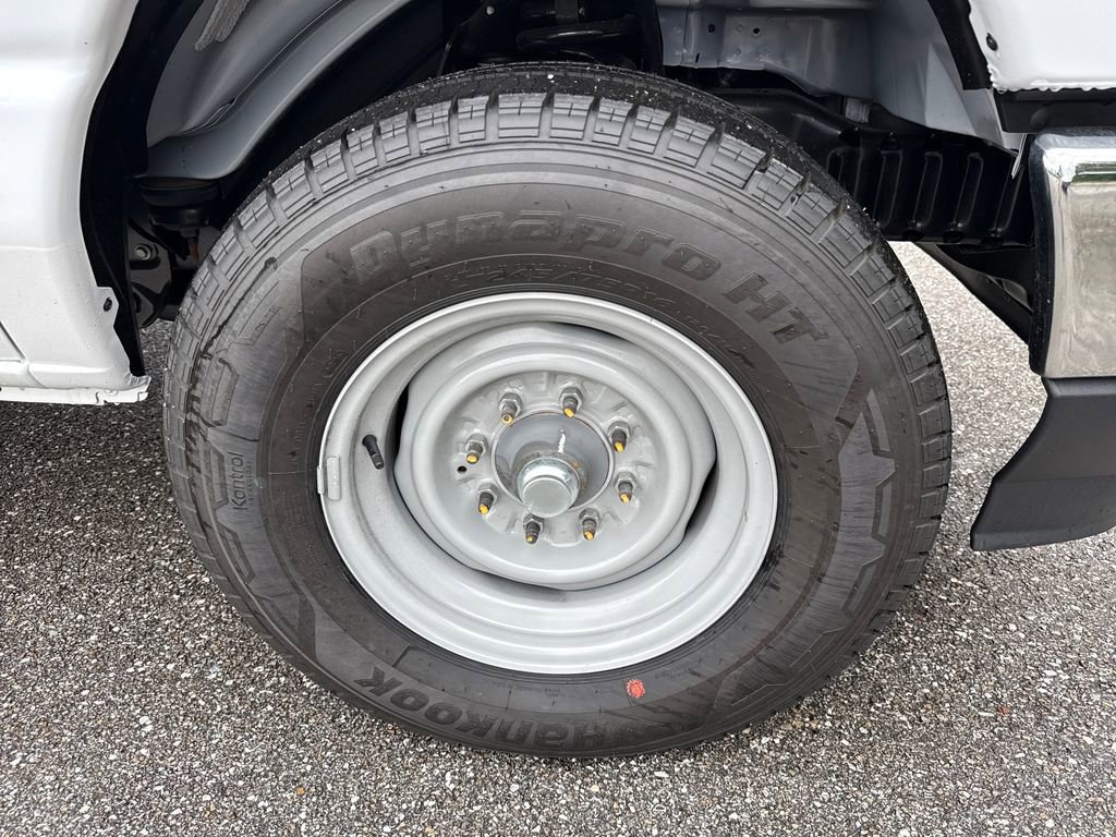 New 2026 Ford E-350 and Econoline 350 Super Duty w/ Power Equipment Group RWD image 10