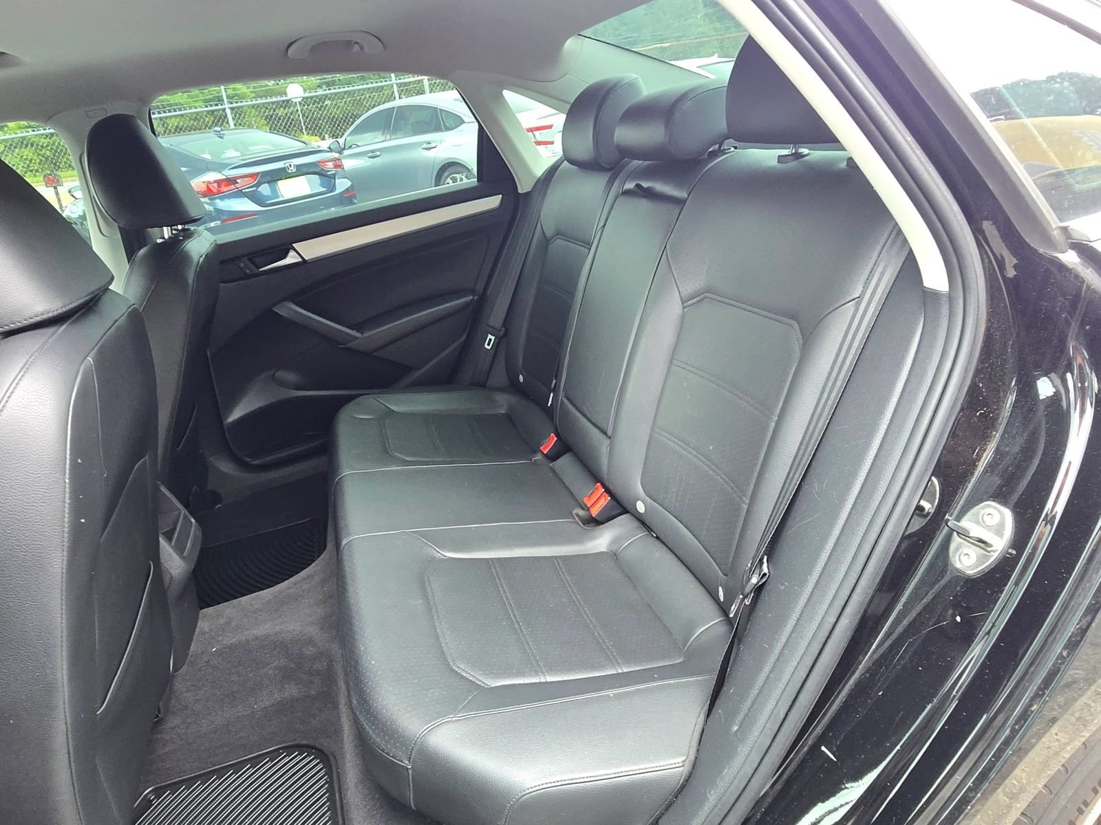 Used 2012 Volkswagen Passat 2.5 SE FWD image 9
