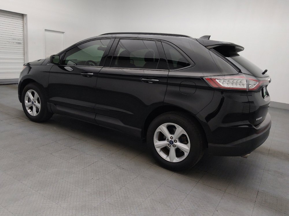 Used 2017 Ford Edge SE FWD image 3