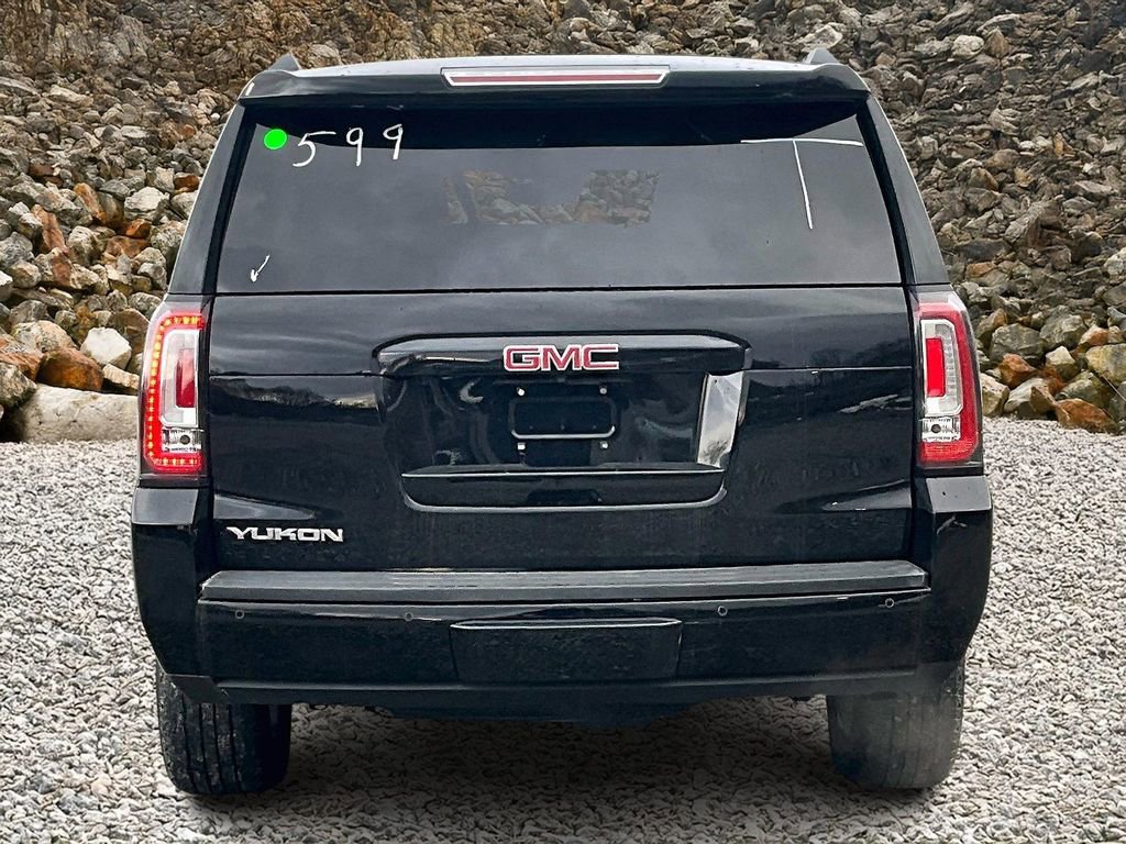 Used 2017 GMC Yukon SLT image 4
