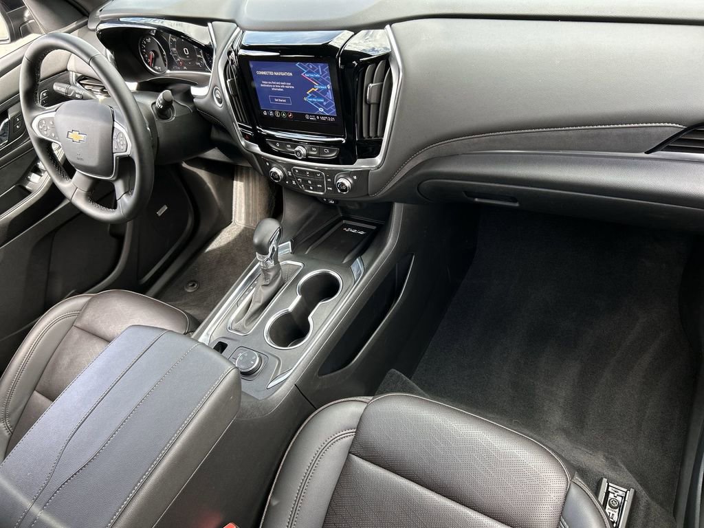 Used 2023 Chevrolet Traverse High Country w/ LPO, Cargo Package image 30