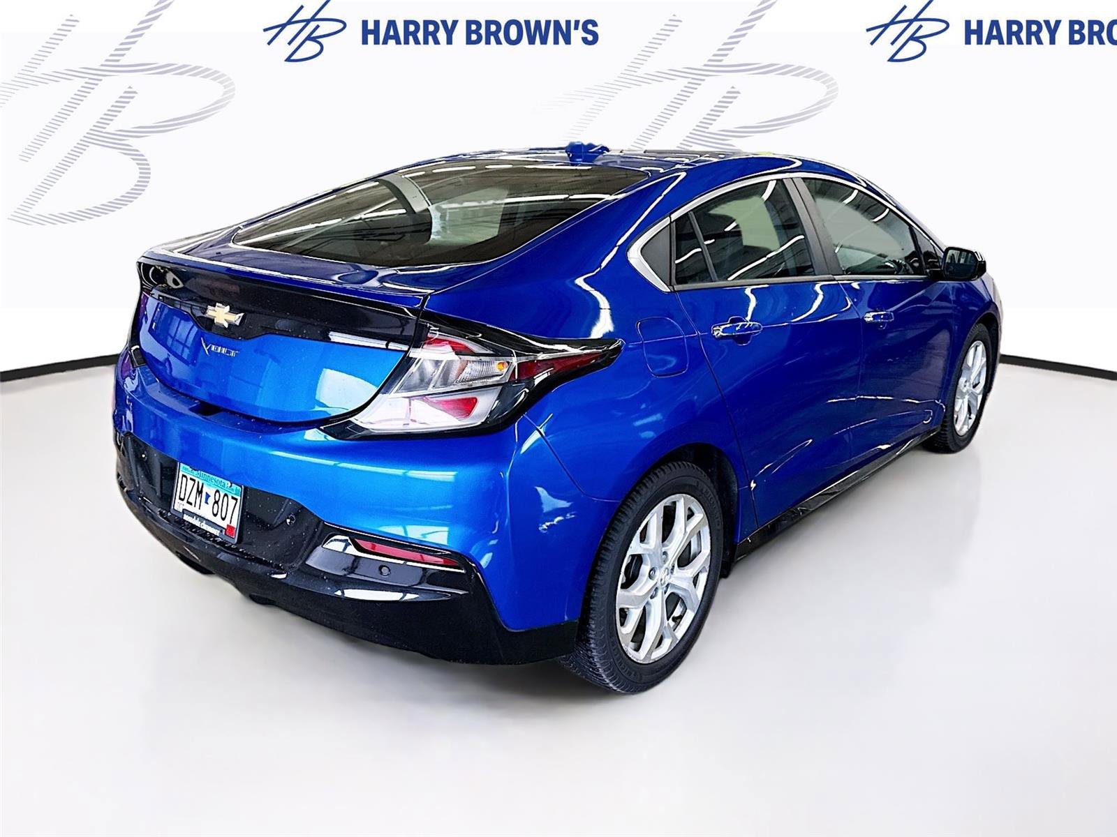 Used 2017 Chevrolet Volt Premier w/ Driver Confidence II Package image 10