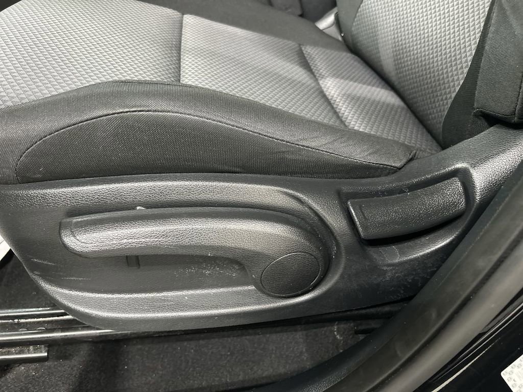 Used 2020 Kia Soul LX image 10