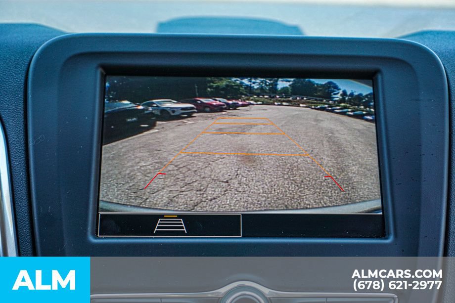 Used 2024 Chevrolet Equinox LT FWD image 35