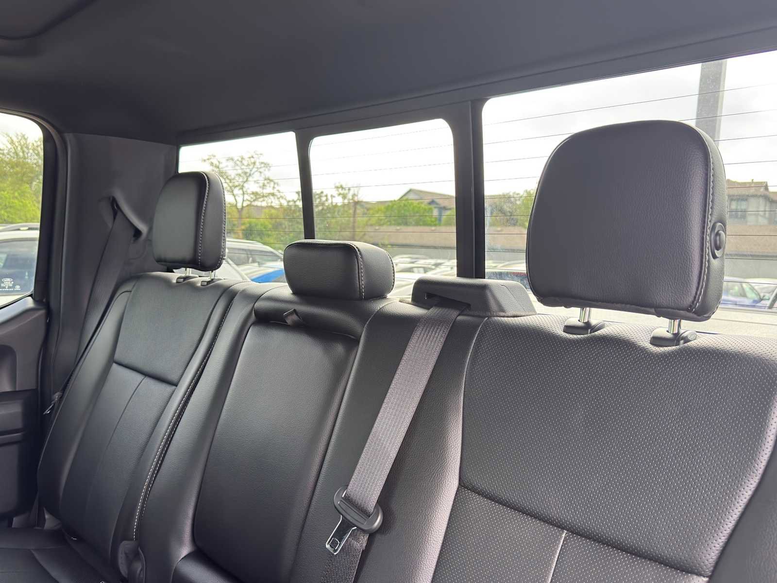 Used 2018 Ford F150 Lariat w/ Equipment Group 502A Luxury image 30