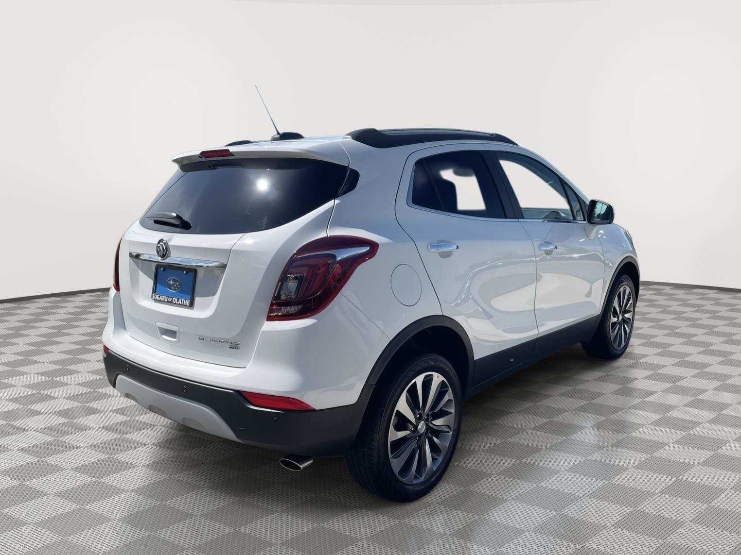Used 2020 Buick Encore Essence AWD/4WD image 8