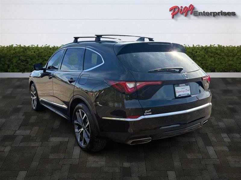 Used 2023 Acura MDX FWD w/ Technology Package image 2